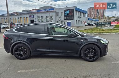Позашляховик / Кросовер Tesla Model X 2017 в Києві