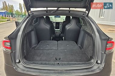 Позашляховик / Кросовер Tesla Model X 2017 в Києві