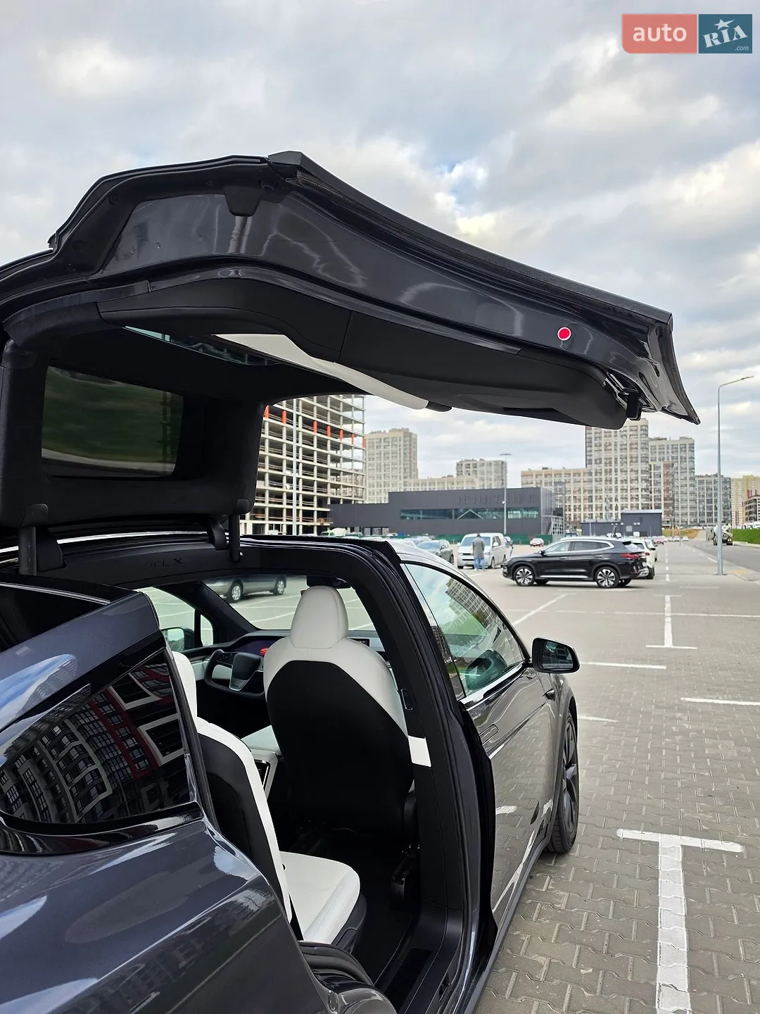 2022 Tesla Model X - мініатюра 31