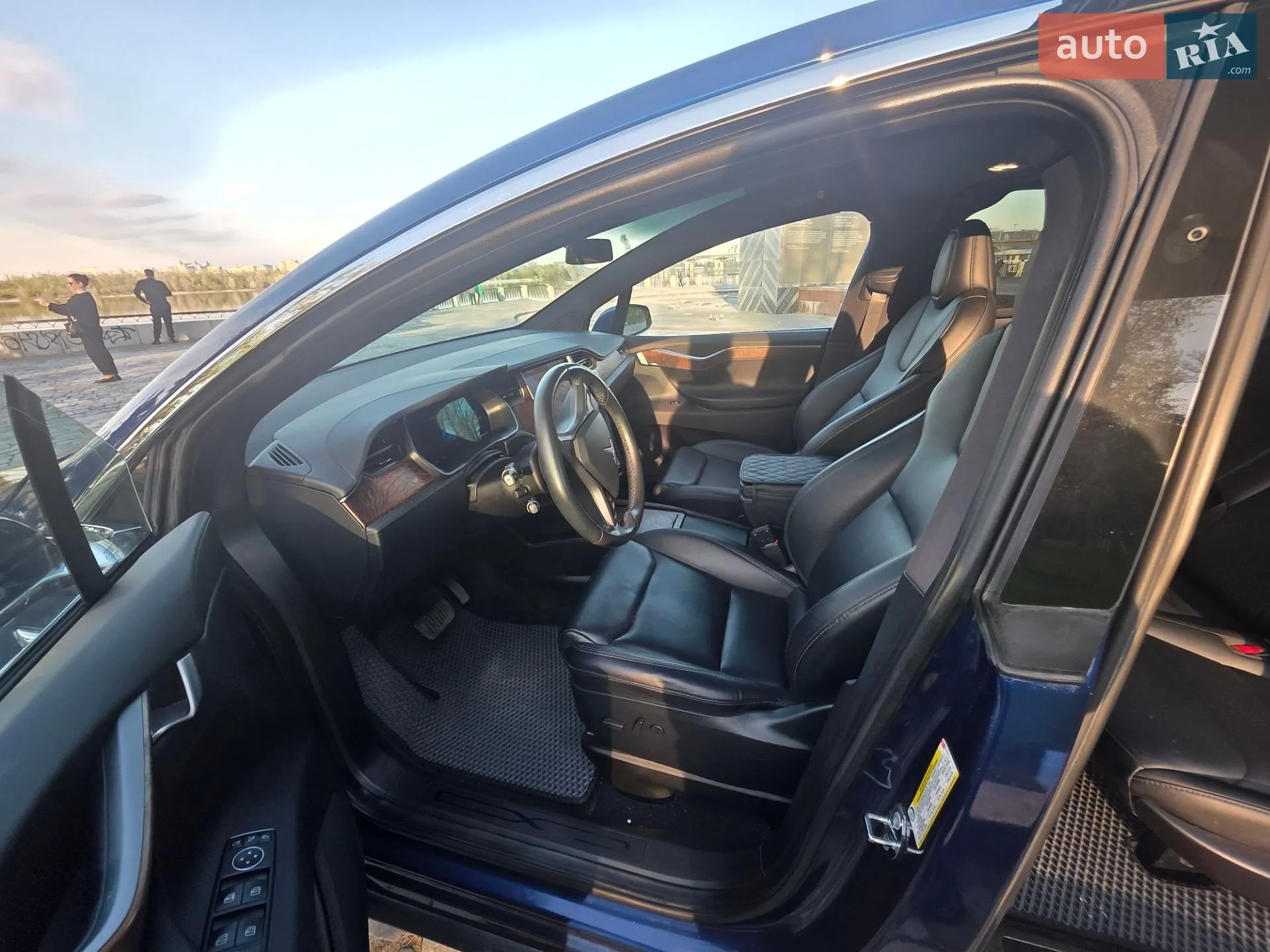 2020 Tesla Model X - мініатюра 6