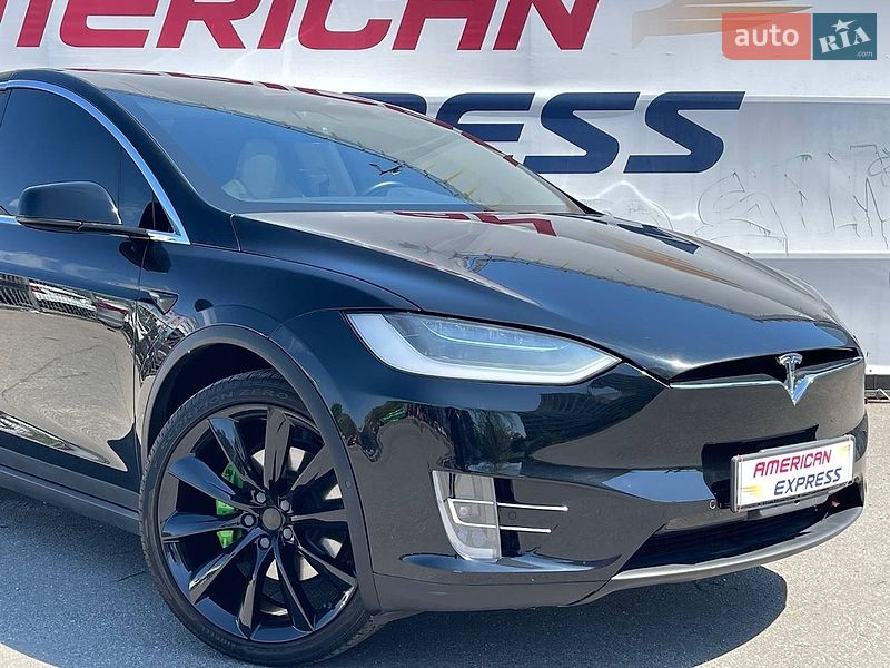 Внедорожник / Кроссовер Tesla Model X 2018 в Киеве
