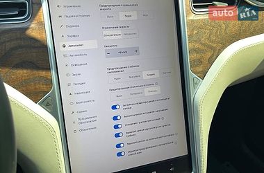 Внедорожник / Кроссовер Tesla Model X 2018 в Киеве