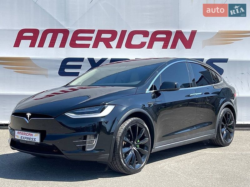 Внедорожник / Кроссовер Tesla Model X 2018 в Киеве