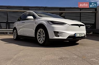 Внедорожник / Кроссовер Tesla Model X 2017 в Киеве