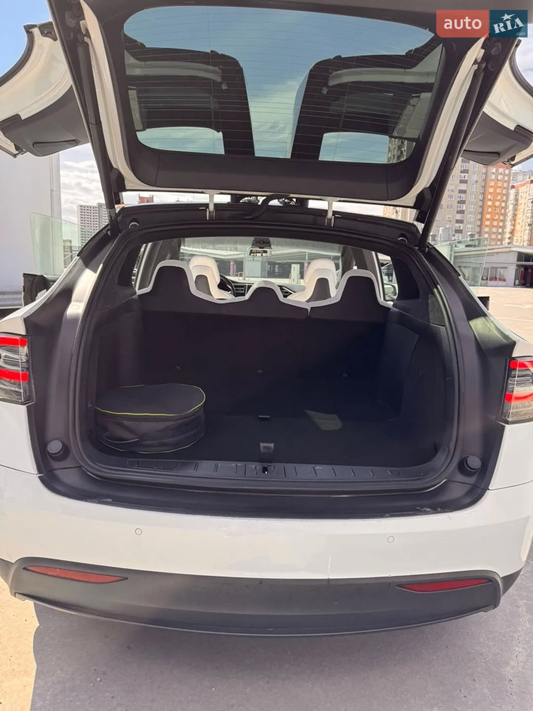 2017 Tesla Model X - мініатюра 27