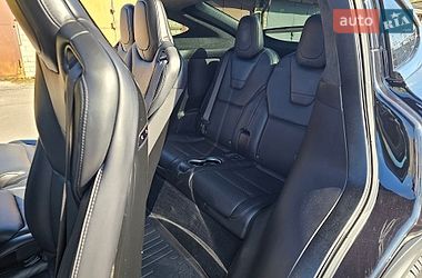 Внедорожник / Кроссовер Tesla Model X 2016 в Киеве