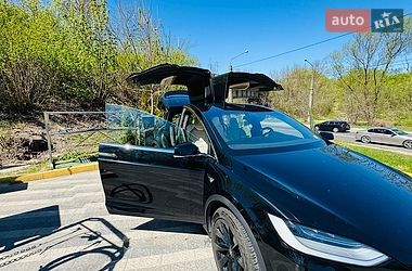 Внедорожник / Кроссовер Tesla Model X 2019 в Львове