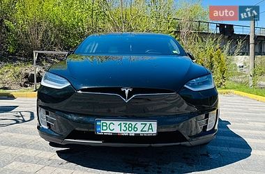 Внедорожник / Кроссовер Tesla Model X 2019 в Львове