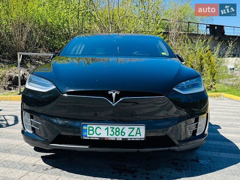 Внедорожник / Кроссовер Tesla Model X 2019 в Львове