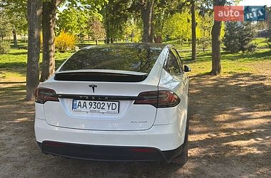 Внедорожник / Кроссовер Tesla Model X 2020 в Киеве