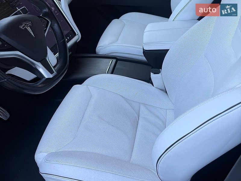 Позашляховик / Кросовер Tesla Model X 2016 в Івано-Франківську фото 20 Позашляховик / Кросовер Tesla Model X 2016 в Івано-Франківську