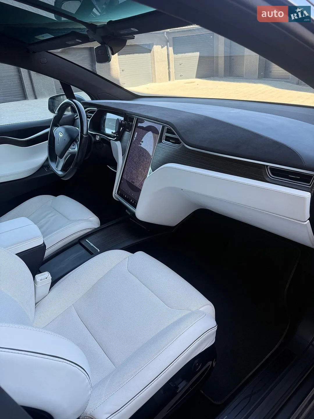 2016 Tesla Model X - мініатюра 24