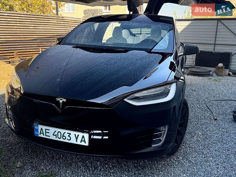 Внедорожник / Кроссовер Tesla Model X 2017 в Днепре