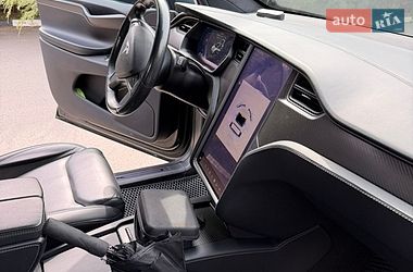 Внедорожник / Кроссовер Tesla Model X 2019 в Киеве