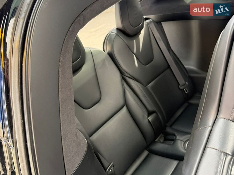 Внедорожник / Кроссовер Tesla Model X 2019 в Киеве