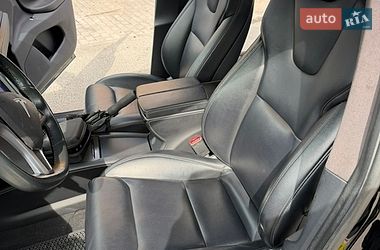 Внедорожник / Кроссовер Tesla Model X 2019 в Киеве
