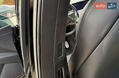 Внедорожник / Кроссовер Tesla Model X 2019 в Киеве
