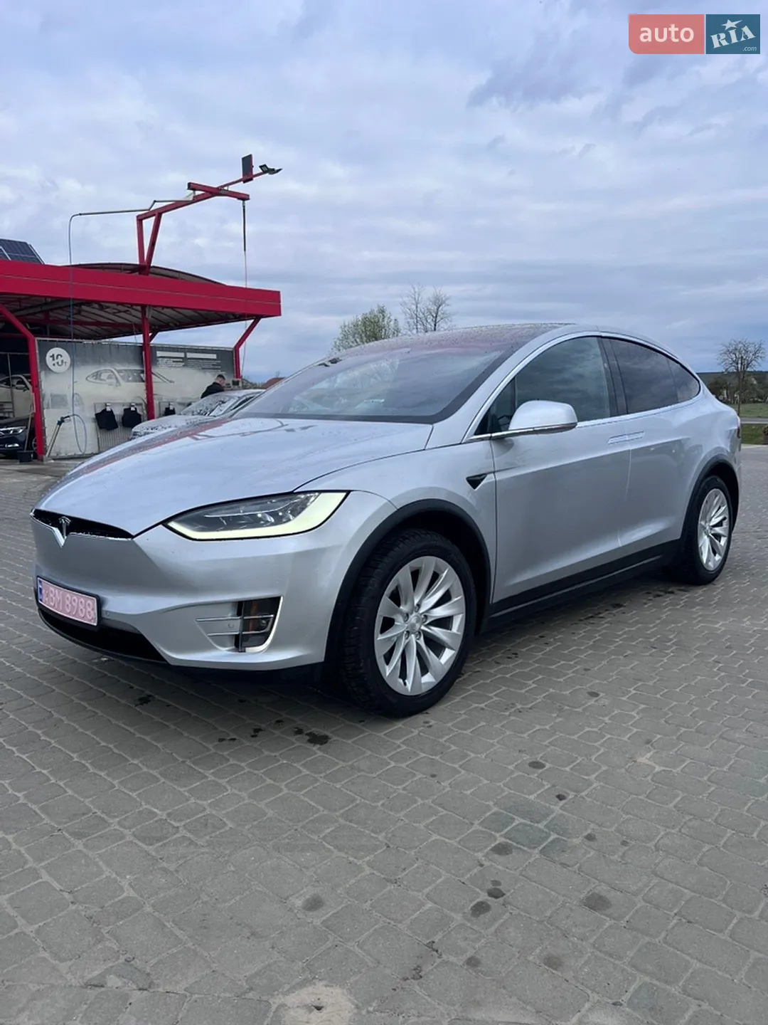 2017 Tesla Model X - мініатюра 3