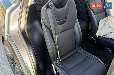 Внедорожник / Кроссовер Tesla Model X 2016 в Львове