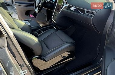 Внедорожник / Кроссовер Tesla Model X 2016 в Львове