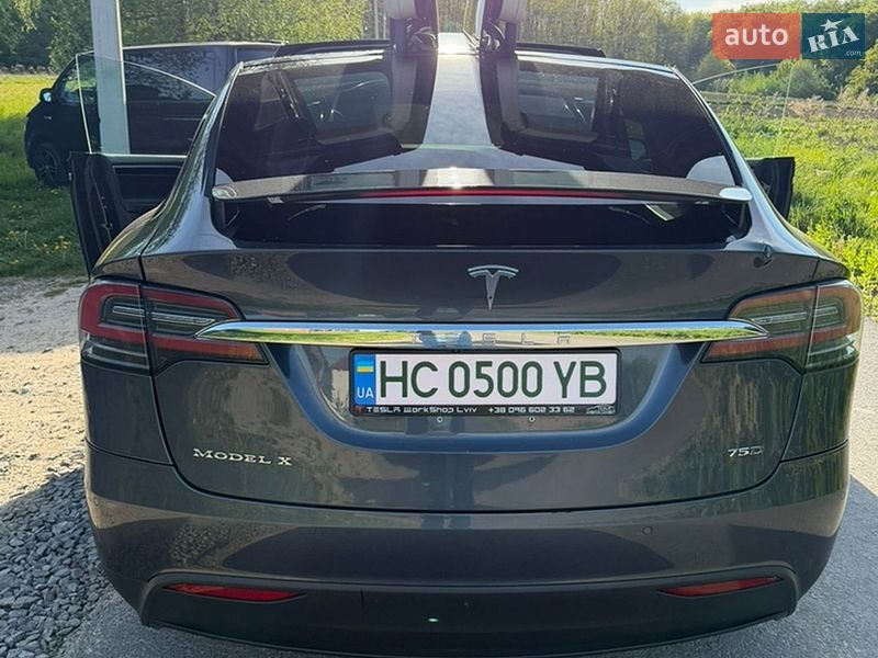 Внедорожник / Кроссовер Tesla Model X 2016 в Львове