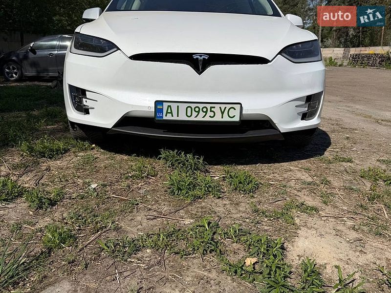 Внедорожник / Кроссовер Tesla Model X 2018 в Киеве