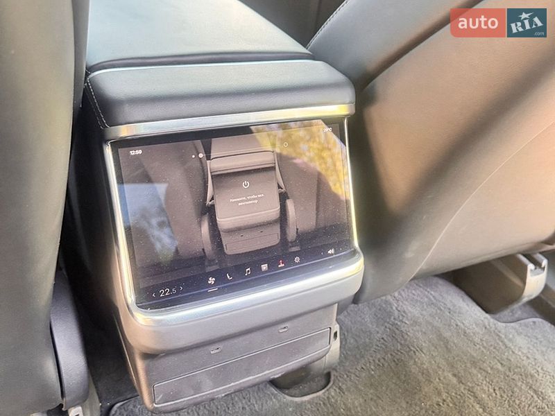 Внедорожник / Кроссовер Tesla Model X 2023 в Вышгороде