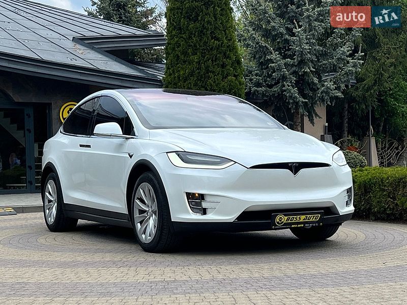 Внедорожник / Кроссовер Tesla Model X 2020 в Львове