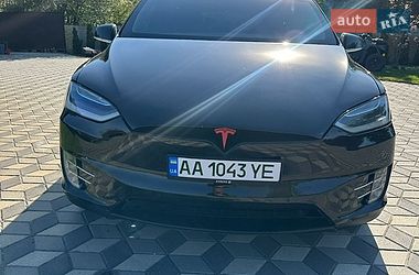 Внедорожник / Кроссовер Tesla Model X 2019 в Киеве