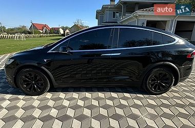 Внедорожник / Кроссовер Tesla Model X 2019 в Киеве