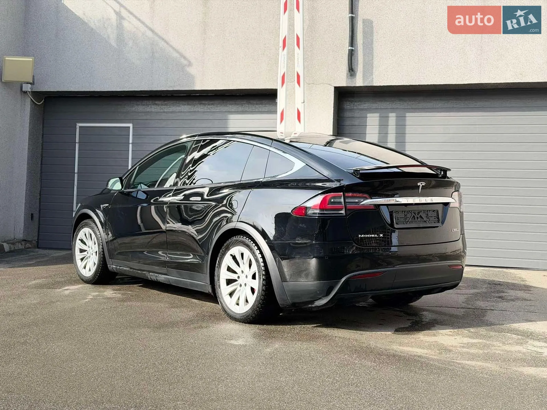 2018 Tesla Model X - мініатюра 8