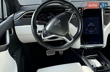 Внедорожник / Кроссовер Tesla Model X 2018 в Киеве