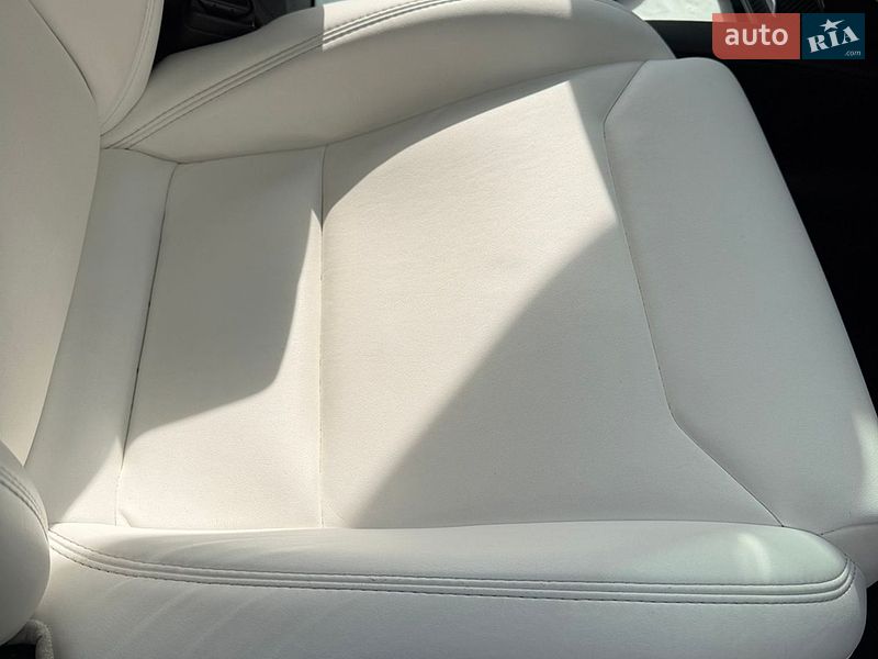 Внедорожник / Кроссовер Tesla Model X 2018 в Киеве