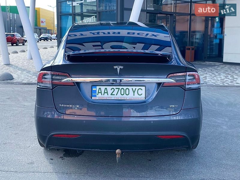 Внедорожник / Кроссовер Tesla Model X 2018 в Киеве