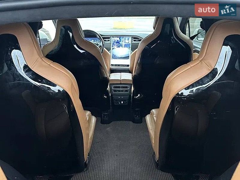 Внедорожник / Кроссовер Tesla Model X 2016 в Львове