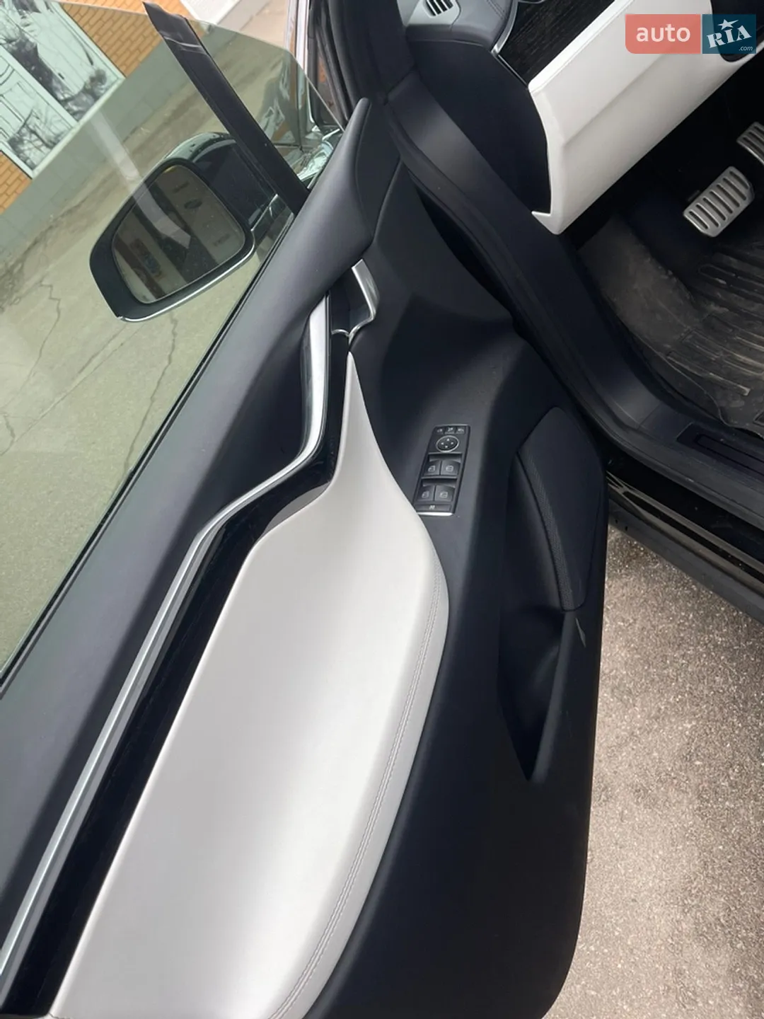 2017 Tesla Model X - мініатюра 10
