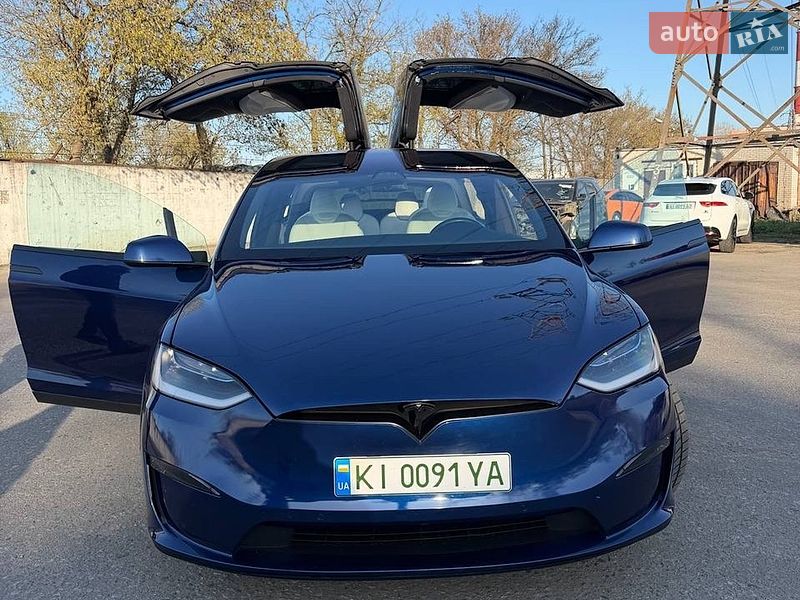 Внедорожник / Кроссовер Tesla Model X 2019 в Киеве
