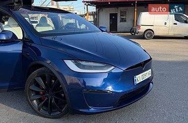 Внедорожник / Кроссовер Tesla Model X 2019 в Киеве