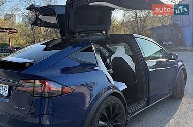 Позашляховик / Кросовер Tesla Model X 2019 в Києві
