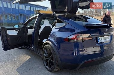 Внедорожник / Кроссовер Tesla Model X 2019 в Киеве