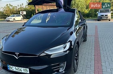 Внедорожник / Кроссовер Tesla Model X 2017 в Золочеве