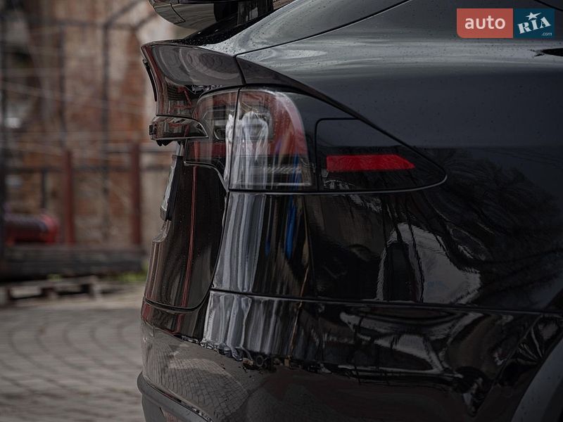 Позашляховик / Кросовер Tesla Model X 2022 в Харкові