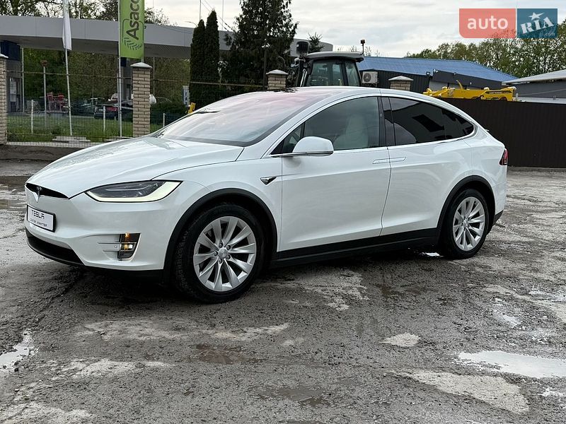 Внедорожник / Кроссовер Tesla Model X 2017 в Виннице