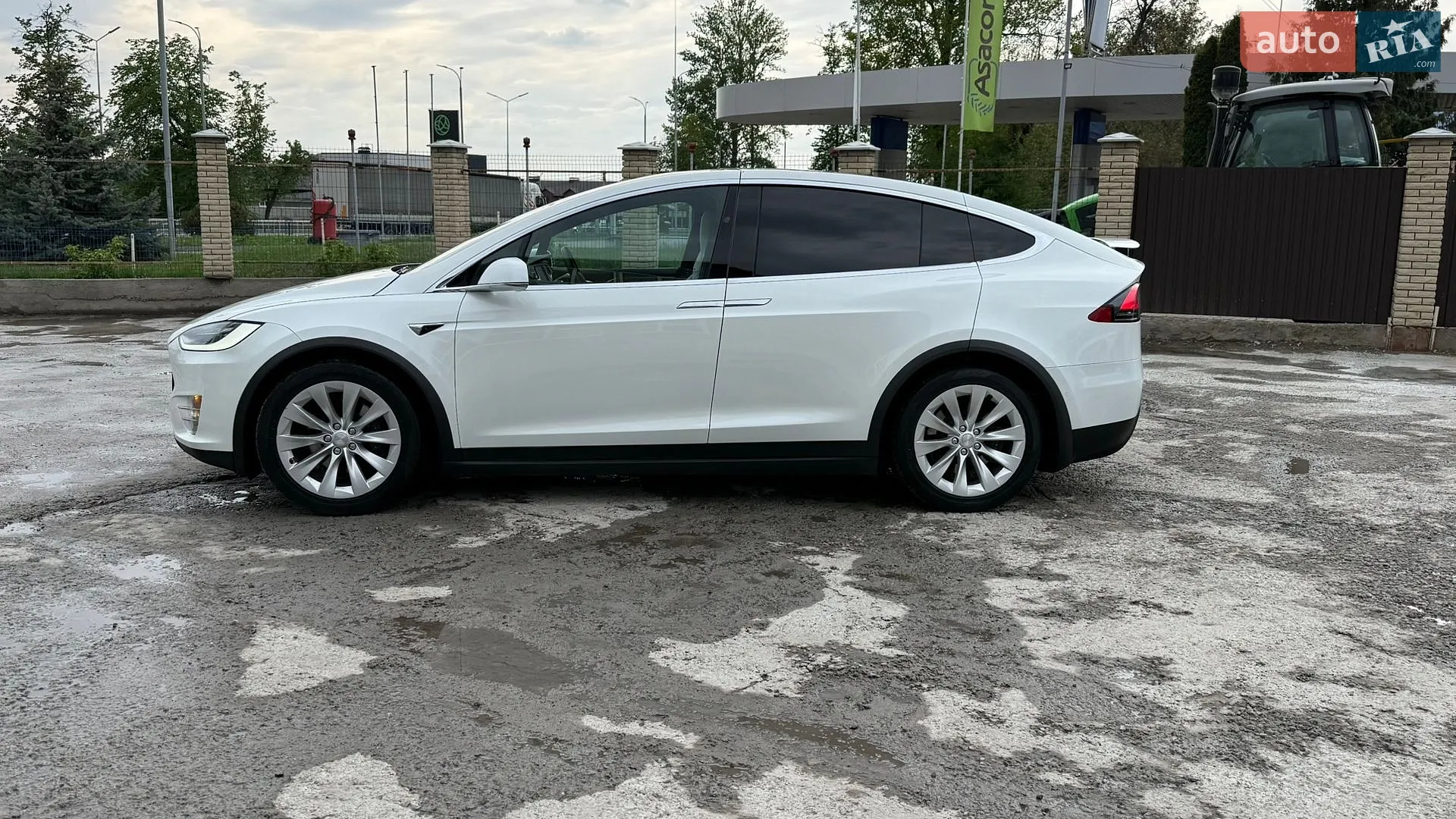 2017 Tesla Model X - мініатюра 16