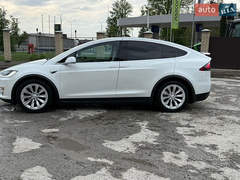 Внедорожник / Кроссовер Tesla Model X 2017 в Виннице