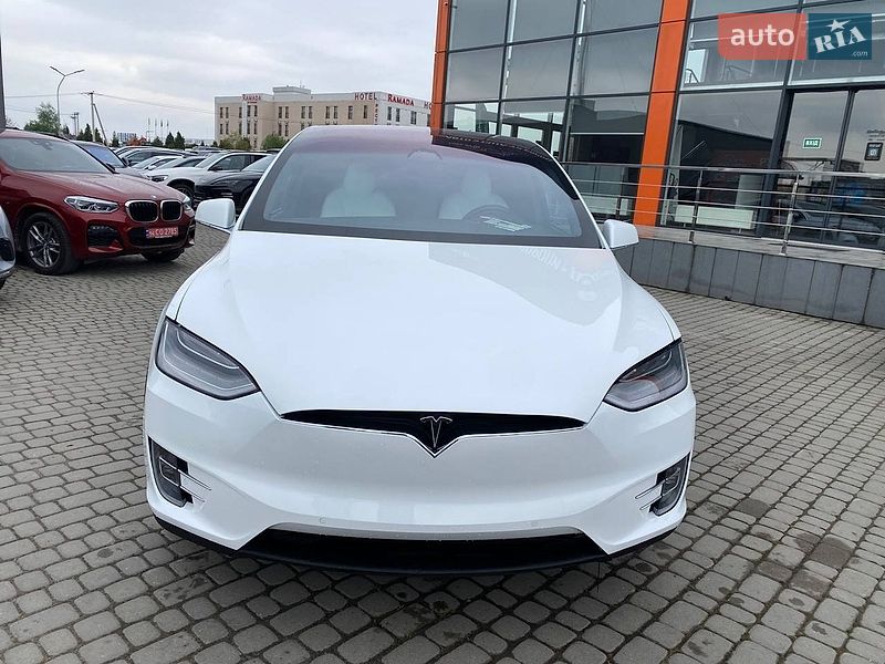 Внедорожник / Кроссовер Tesla Model X 2020 в Львове