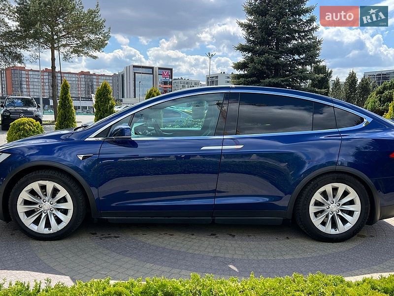 Внедорожник / Кроссовер Tesla Model X 2019 в Львове