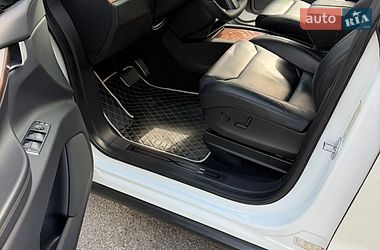 Позашляховик / Кросовер Tesla Model X 2018 в Дніпрі