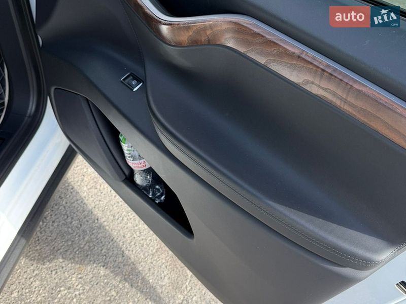 Внедорожник / Кроссовер Tesla Model X 2018 в Днепре