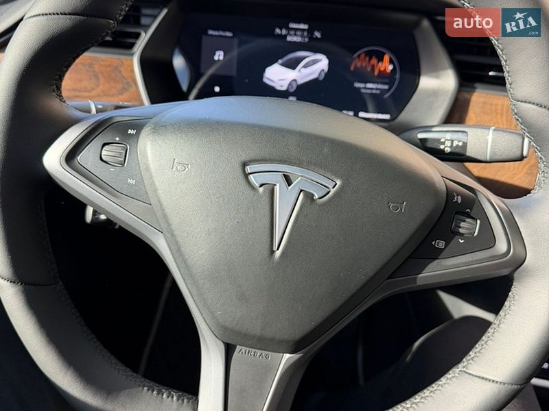 Внедорожник / Кроссовер Tesla Model X 2018 в Днепре